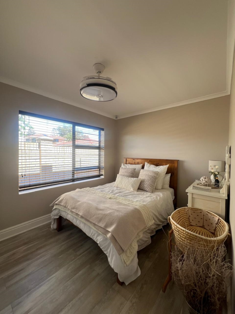 3 Bedroom Property for Sale in Weybridge Park Eastern Cape